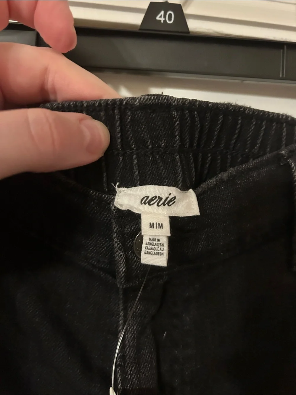 NWT Aerie Black Distressed Denim Shorts – Size Medium (fit like an 8/10)